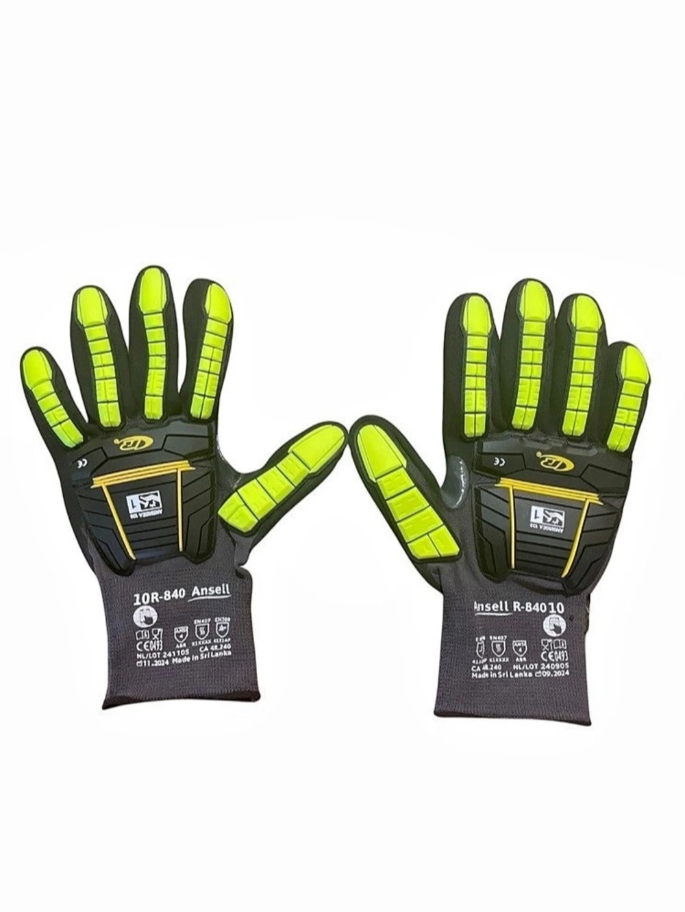 Work Gloves - Ansell R-84010 in Black & Green